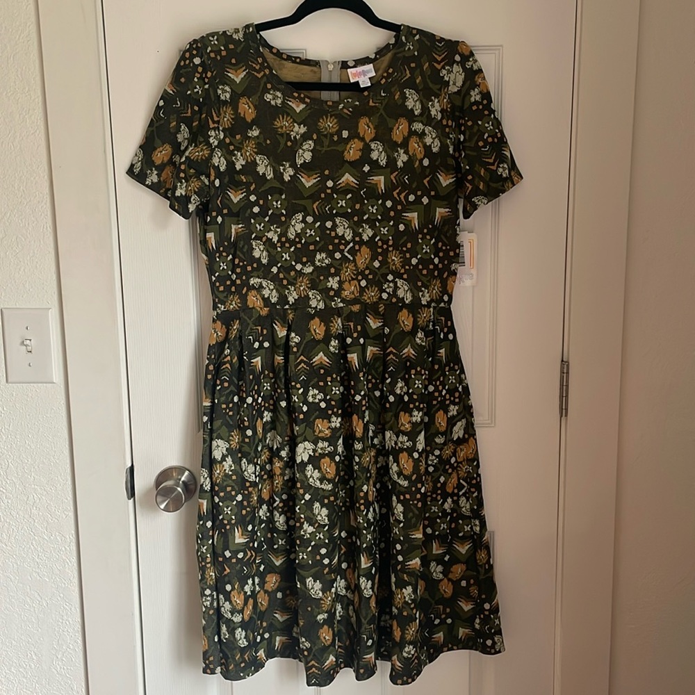 NWT Lularoe Amelia XL